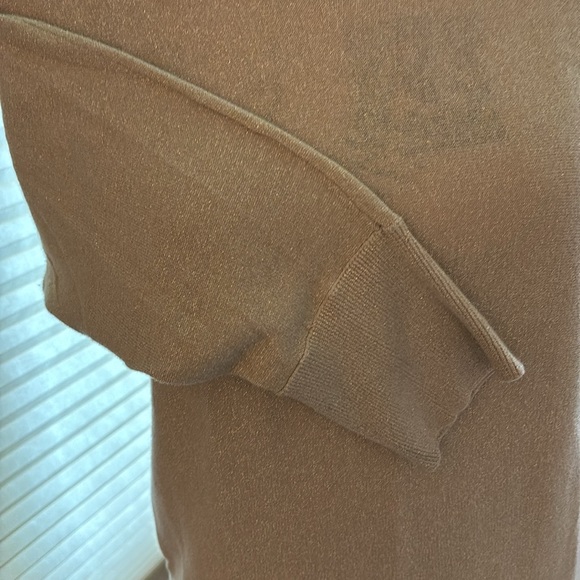 DKNYC Tan Shimmer 3/4 Sleeve Top Lightweight Sweater Like New size S Small - Picture 3 of 7